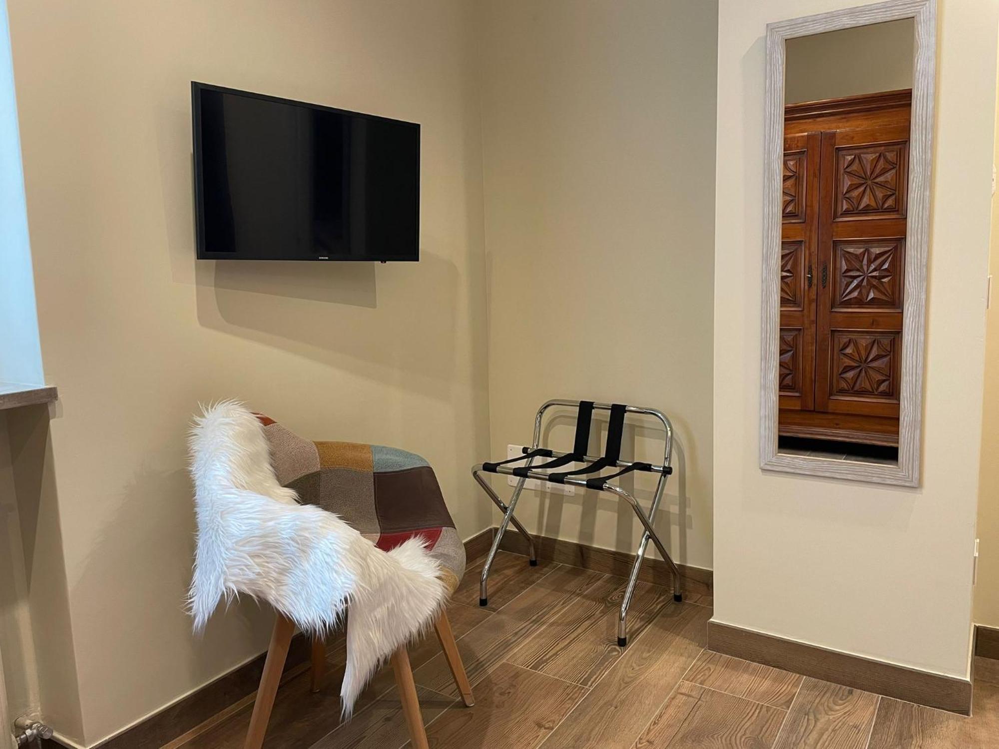 Trilogy Apartment Aosta Exterior foto